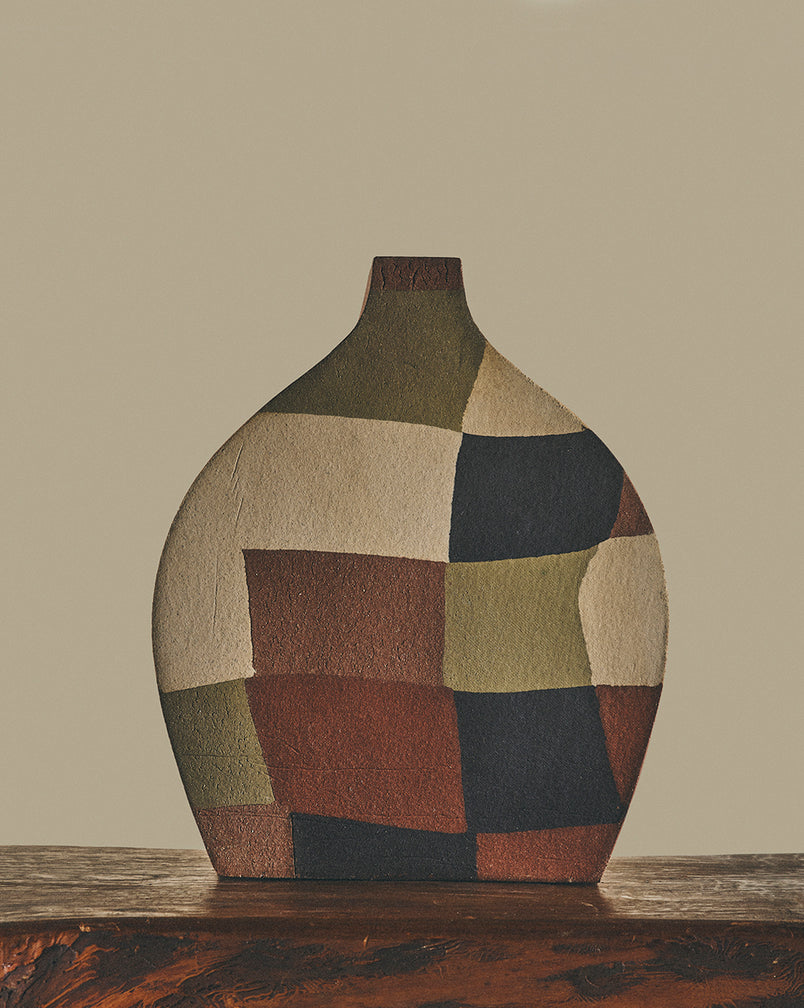 Flat Circular Vase
