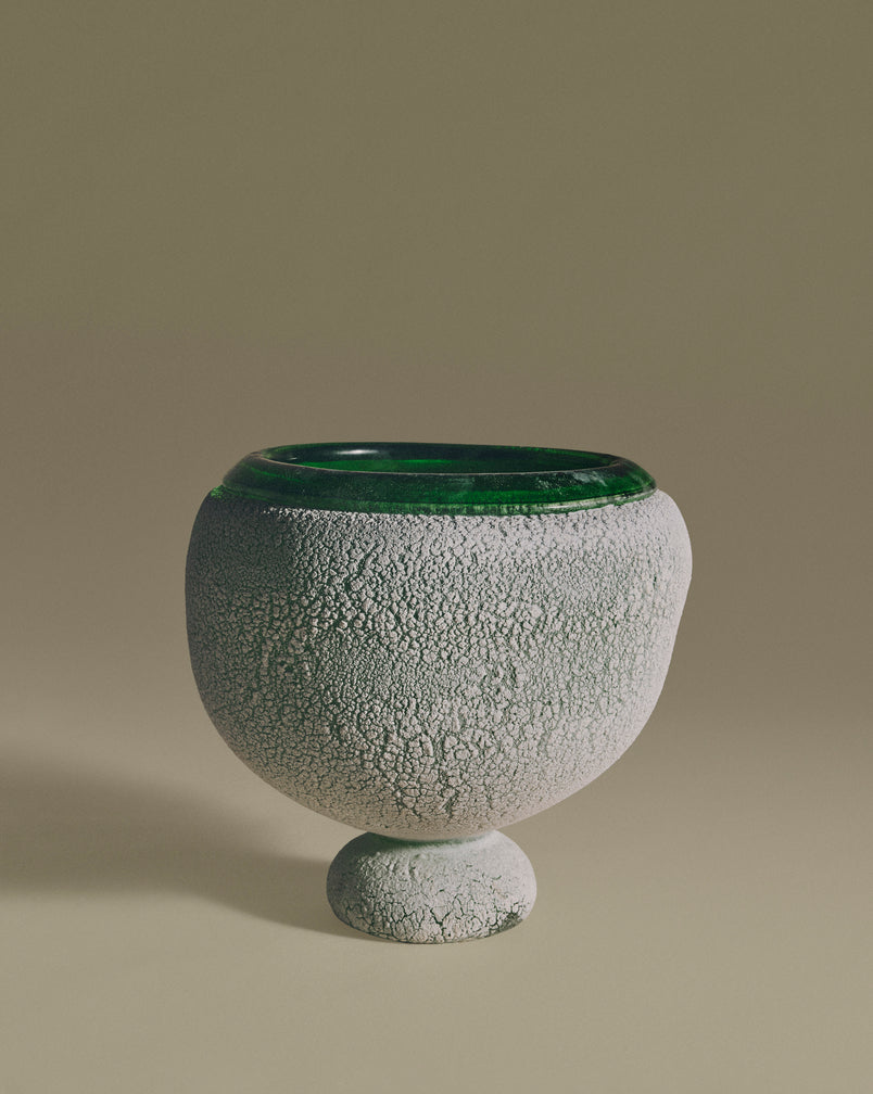 Round Scavo Vase