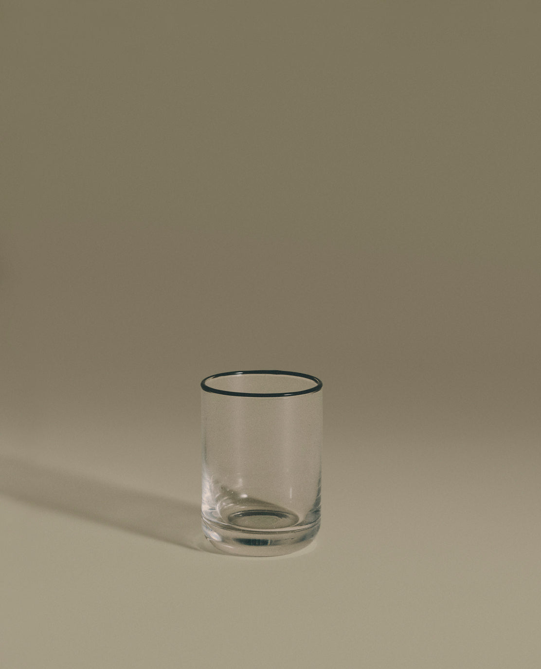 SR Bubble Glass Black Rim, Drinking Low