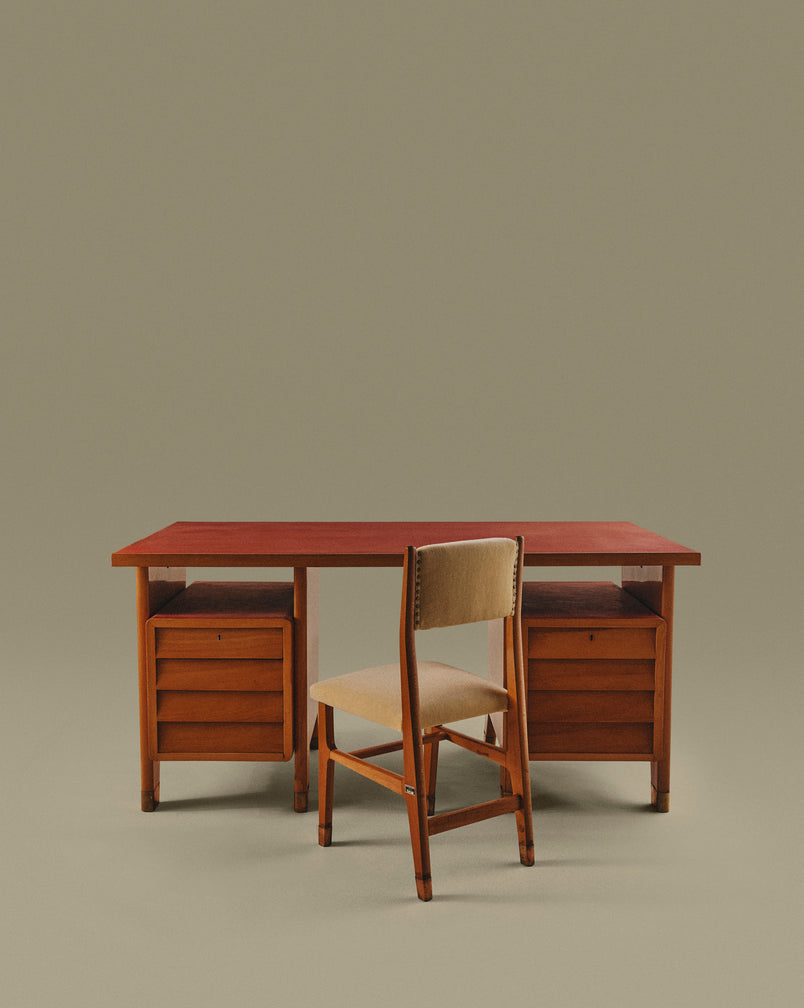 Forli Double Pedestal Desk and Chair