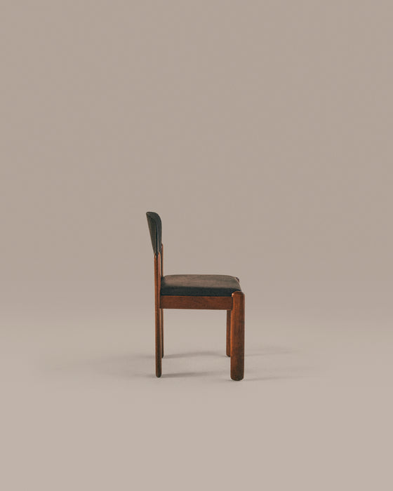 Mod. 330 Chairs