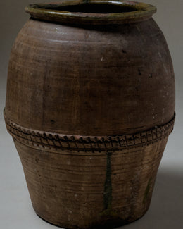 Ribbed Terracotta Pot II