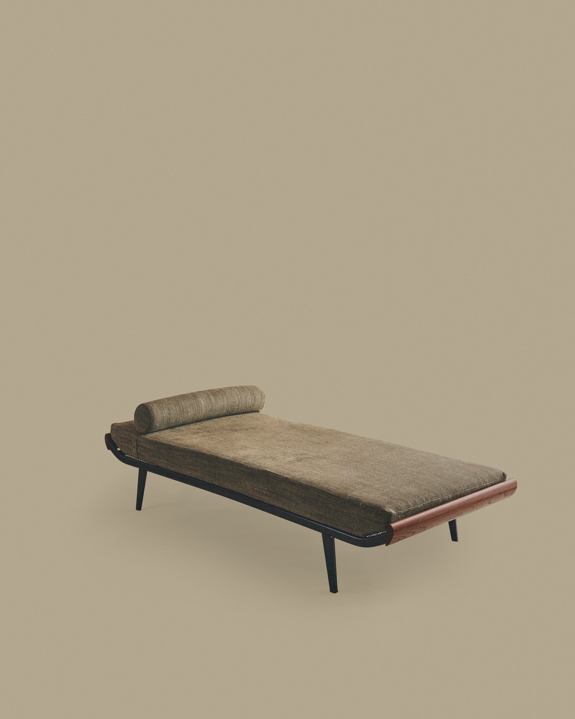 Cleopatra Daybed