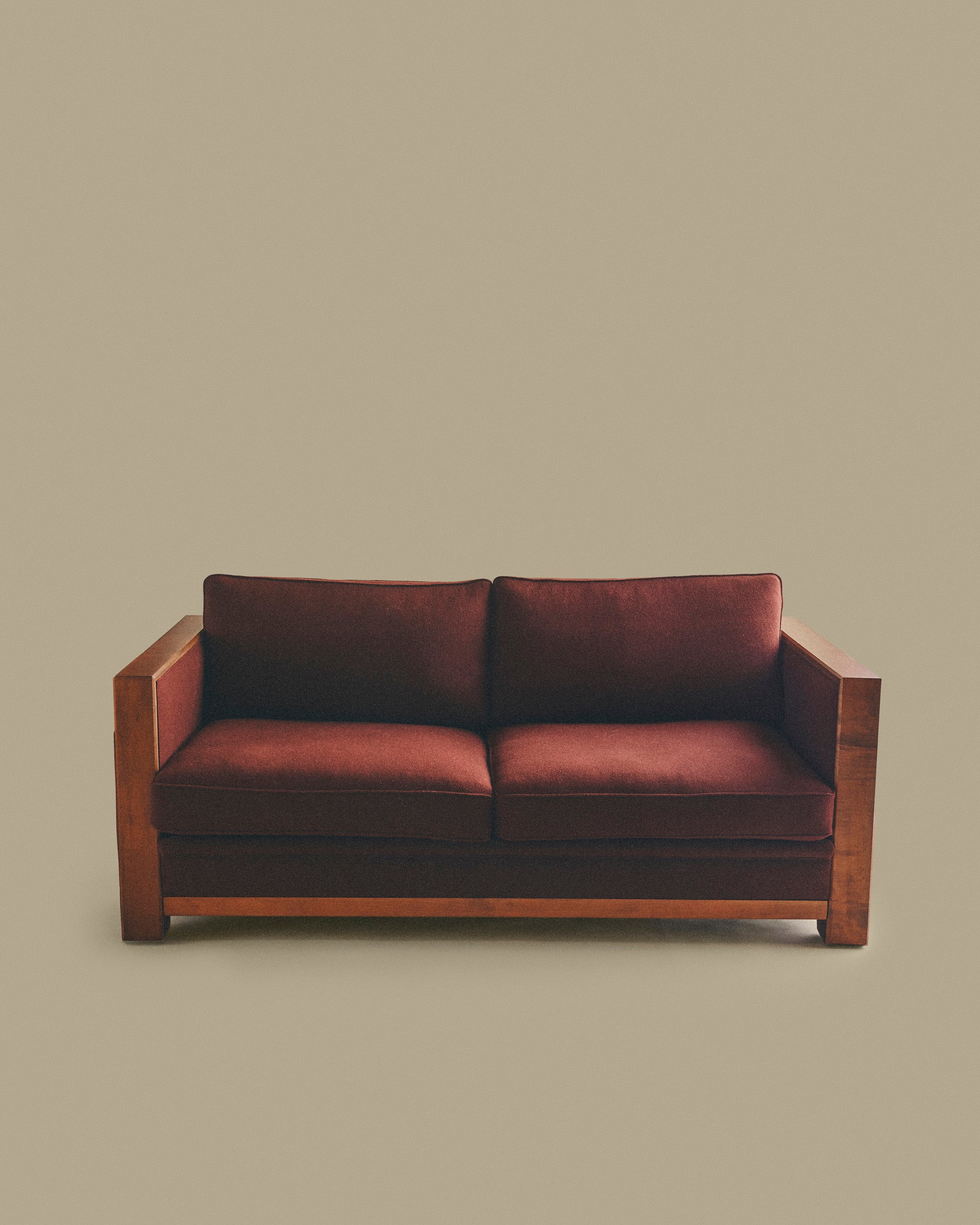 Fox Trot Sofa