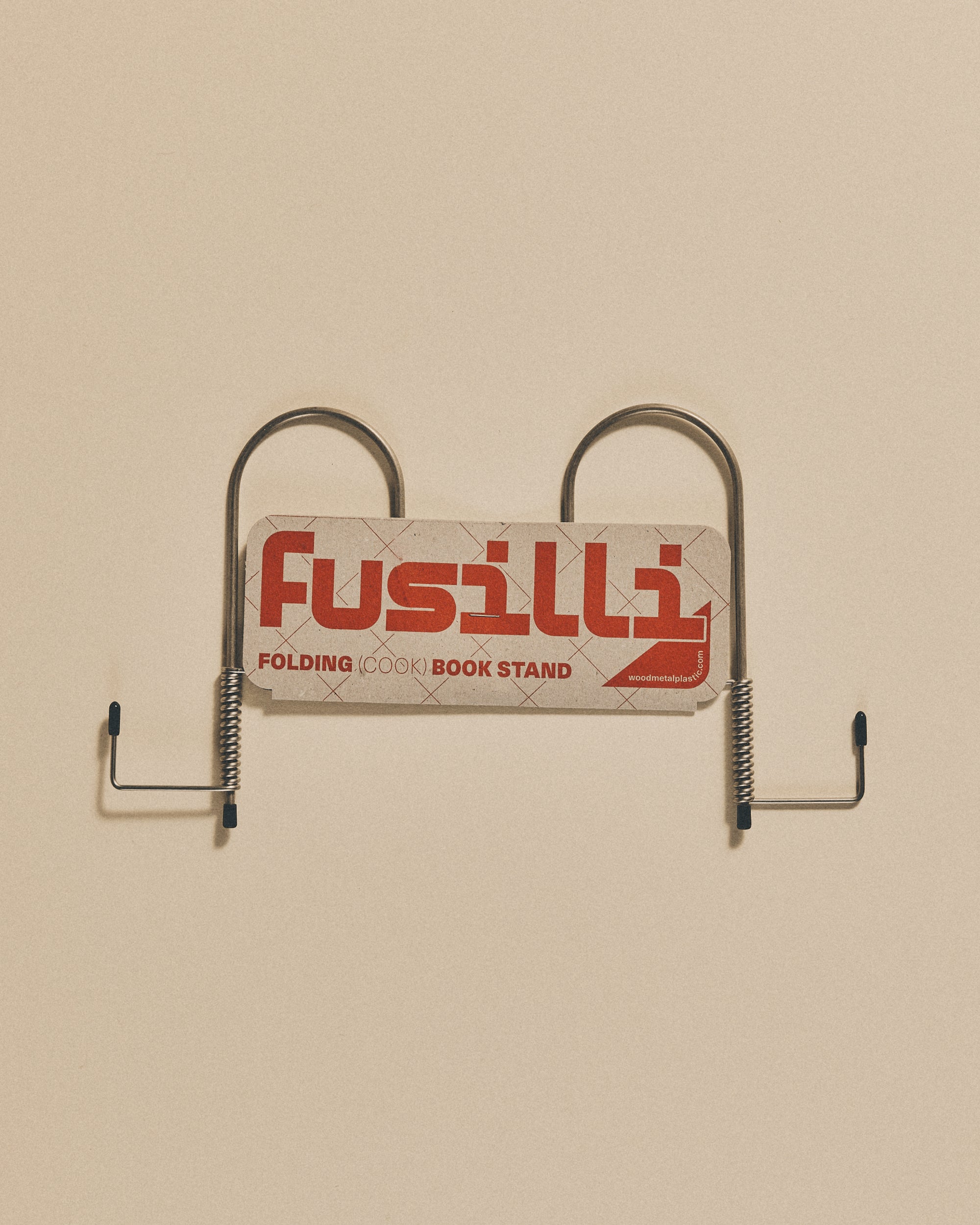 Fusilli Bookstand