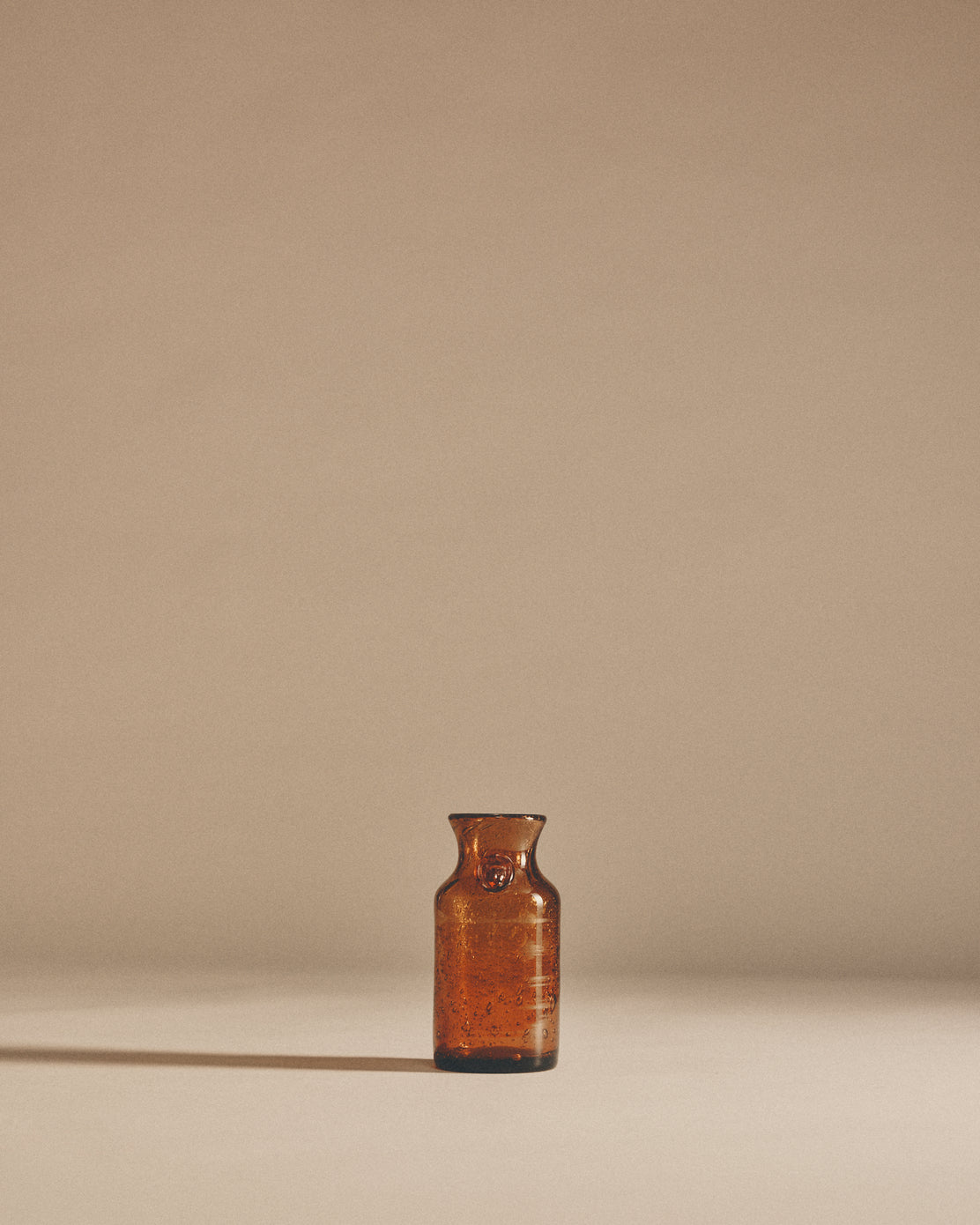 Erik Höglund, Amber Bottle 2