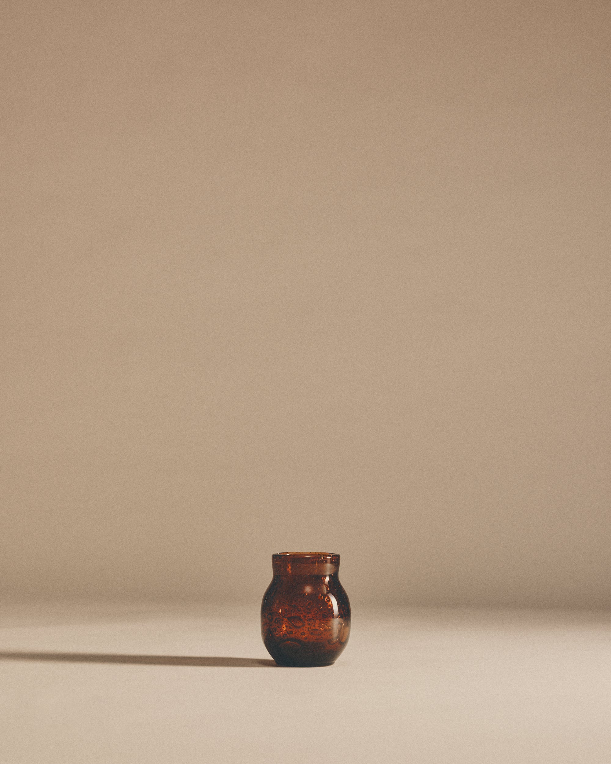 Erik Höglund, Amber Bottle 3