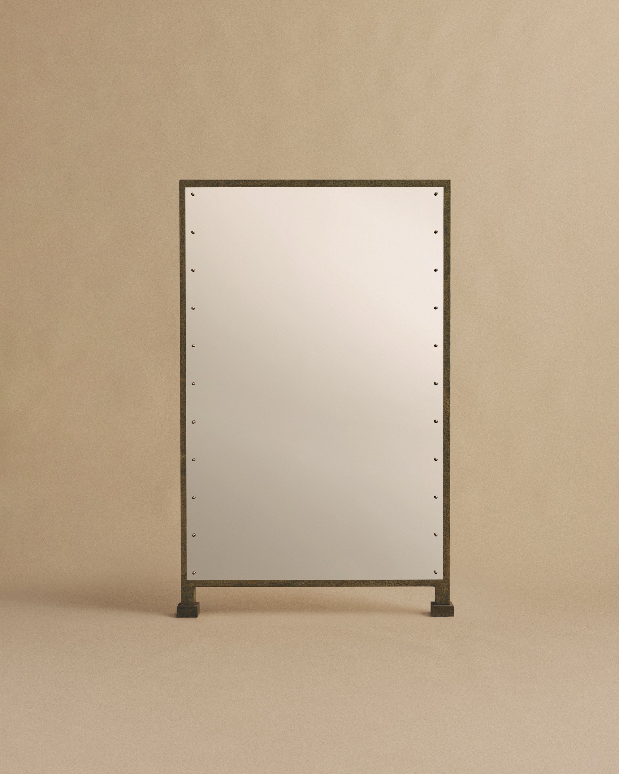 Otto Standing Mirror, Artist Edition II