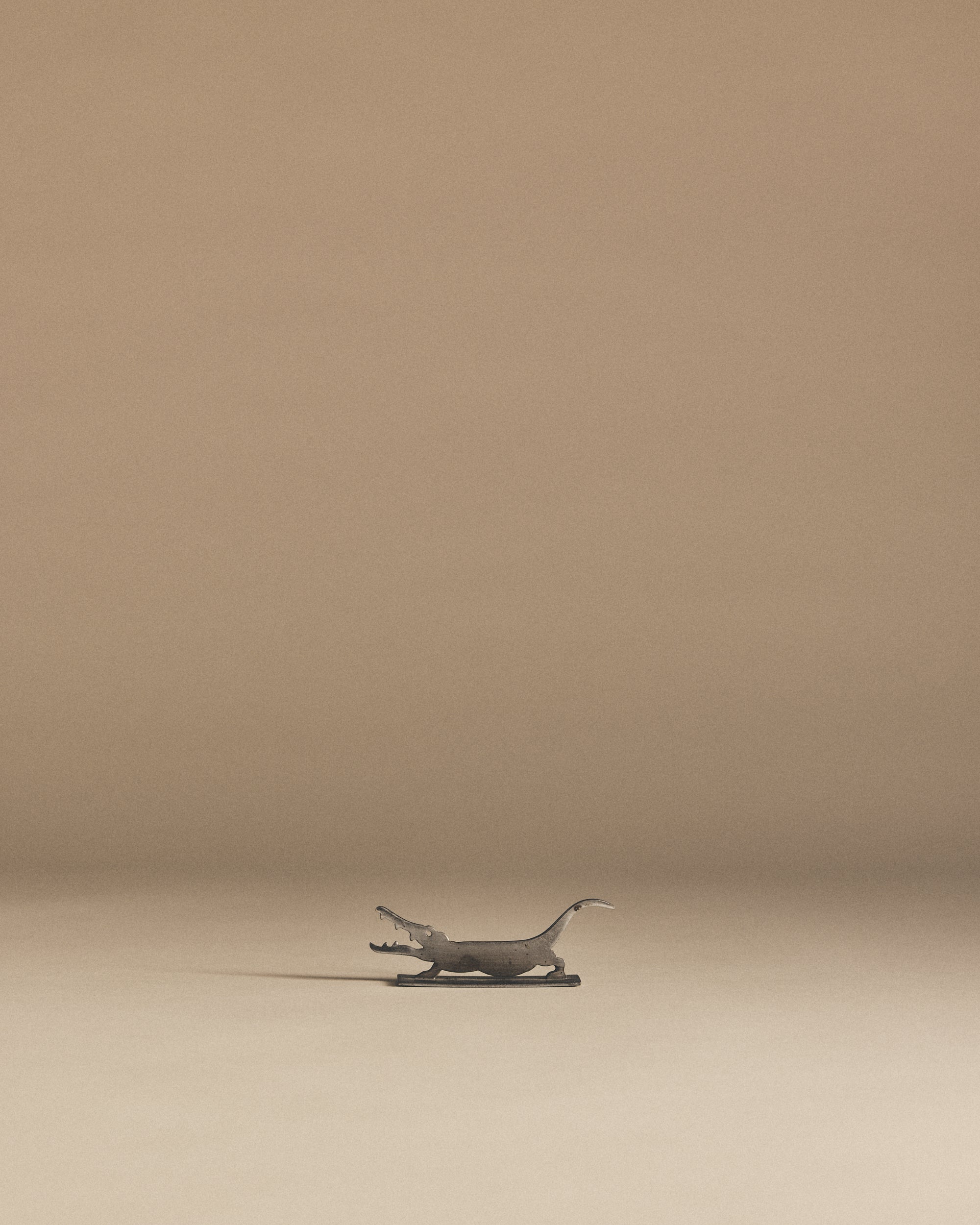 Alligator Cutlery Rests