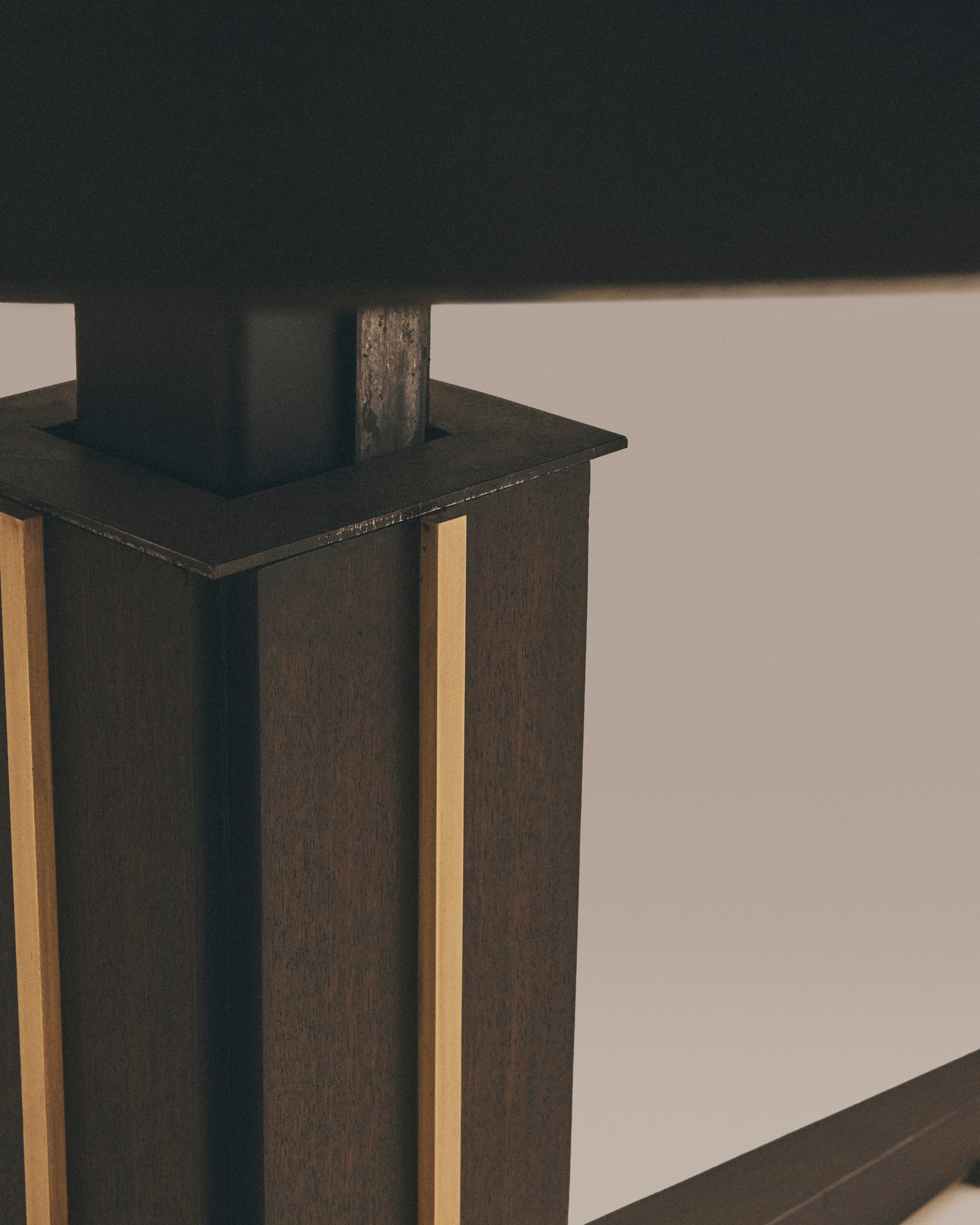 Art Deco Dining Table with Leaves