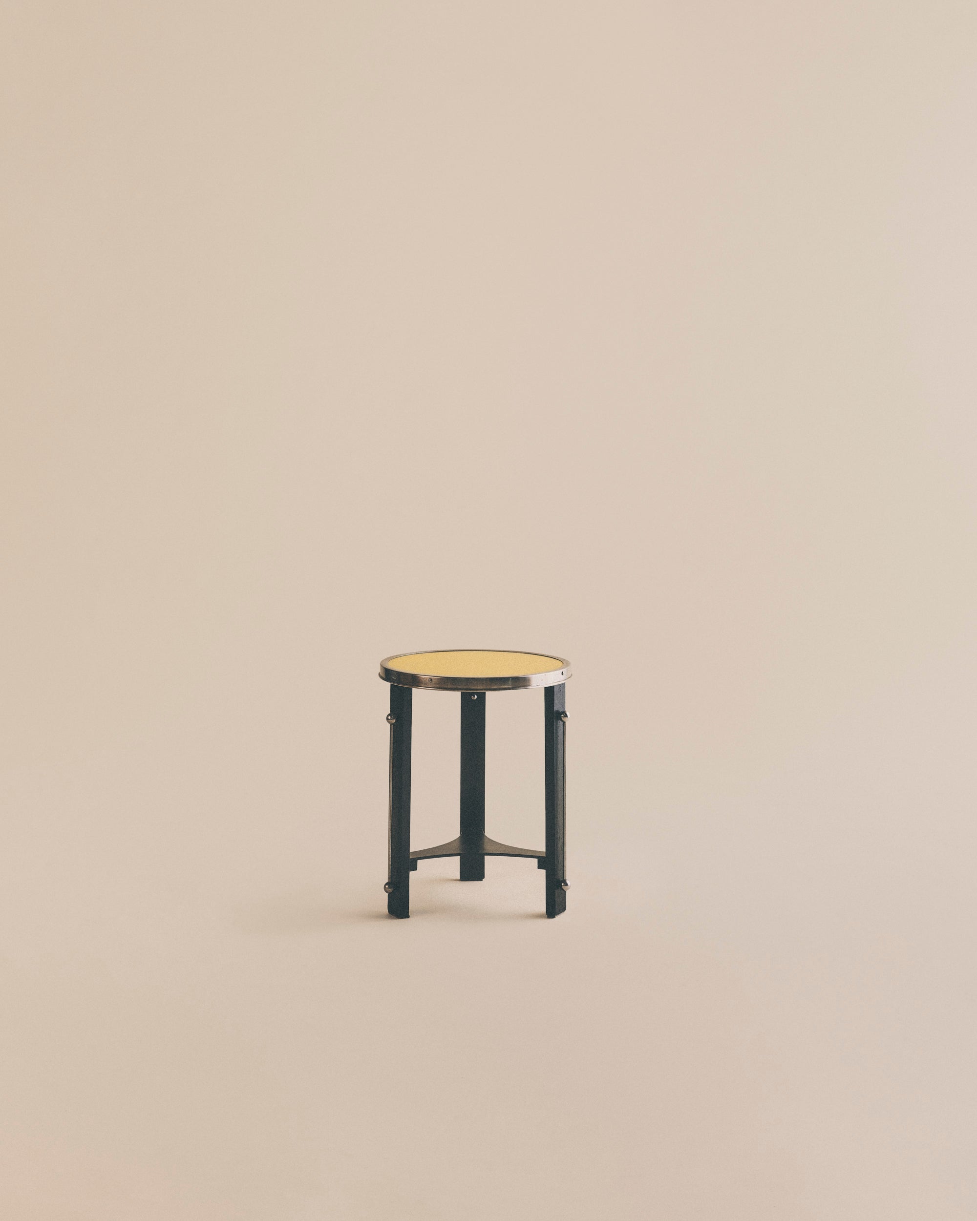 Bauhaus Side Table