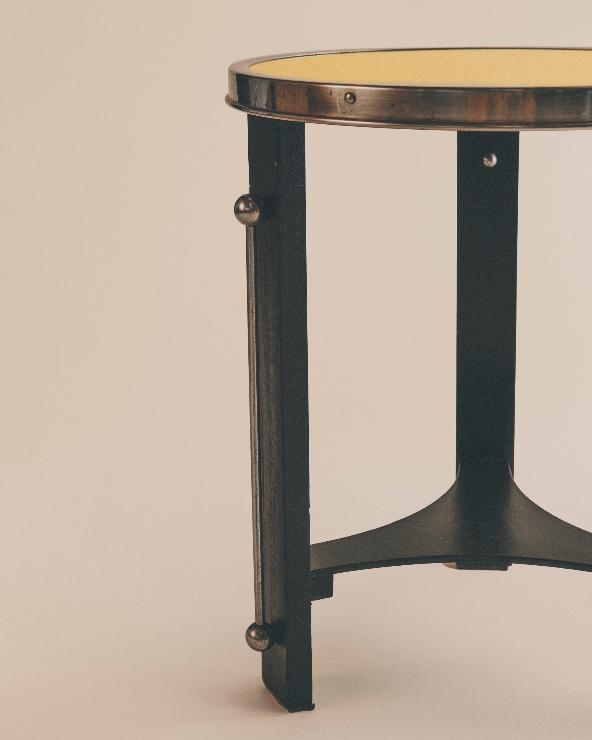 Bauhaus Side Table