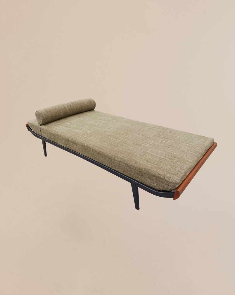 Cleopatra Daybed