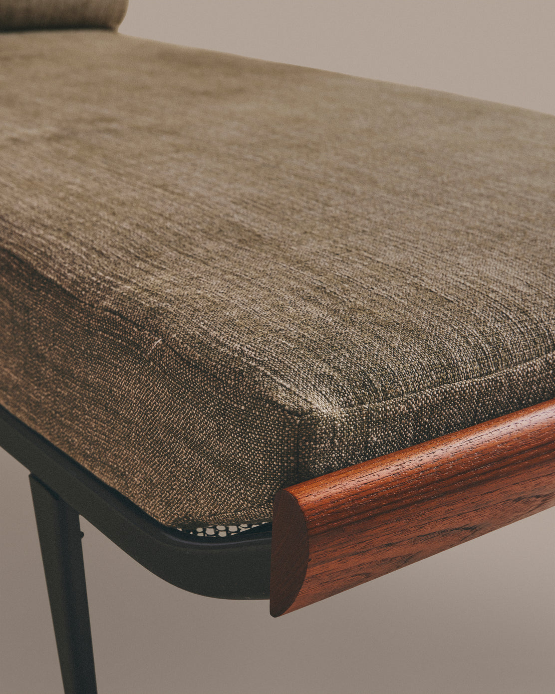 Cleopatra Daybed