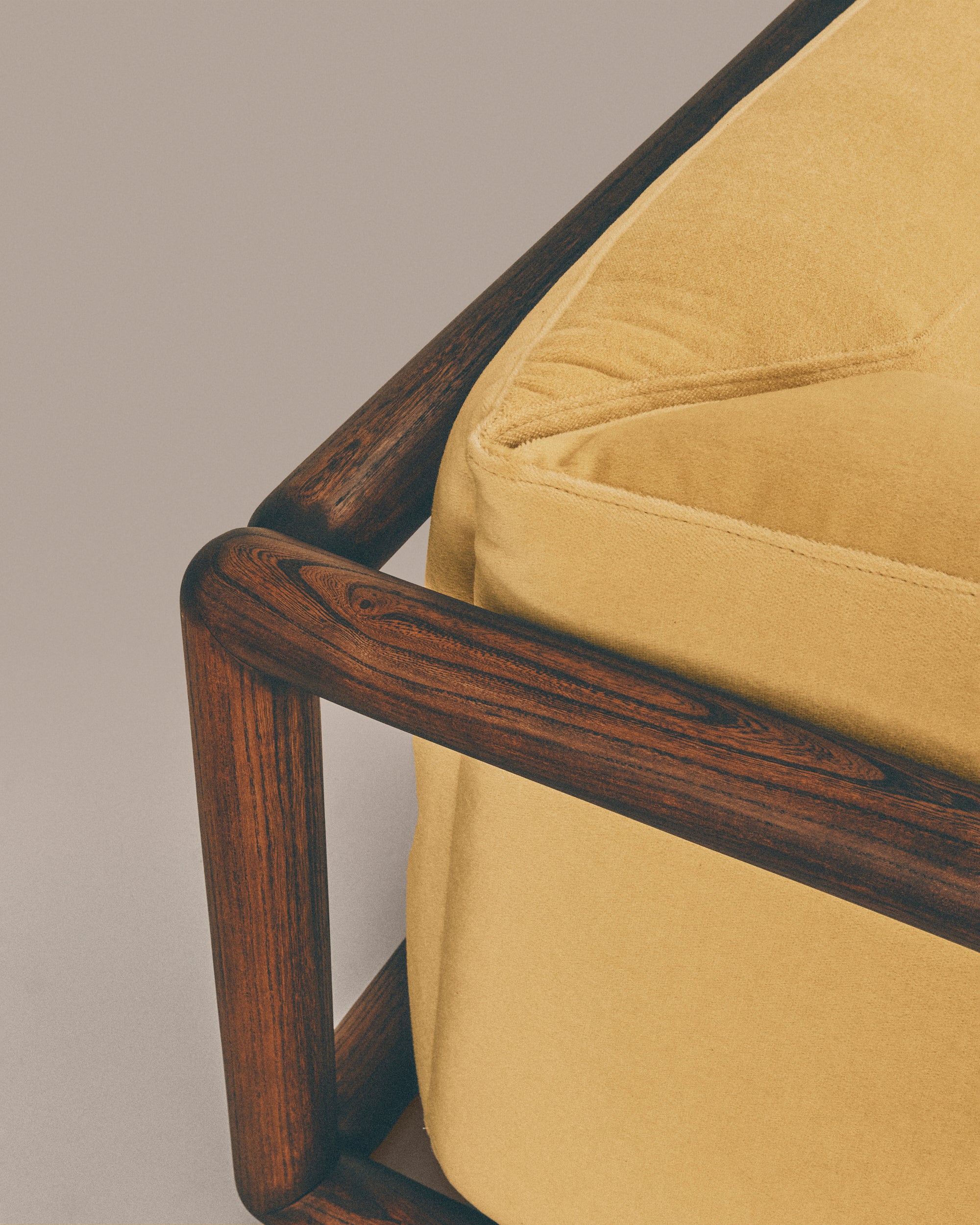 Cornaro Sofa