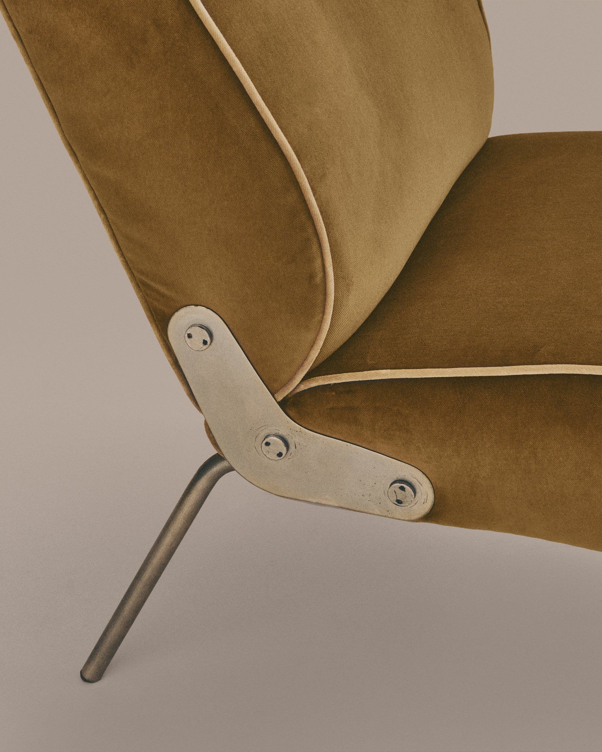 Delfino Lounge Chairs
