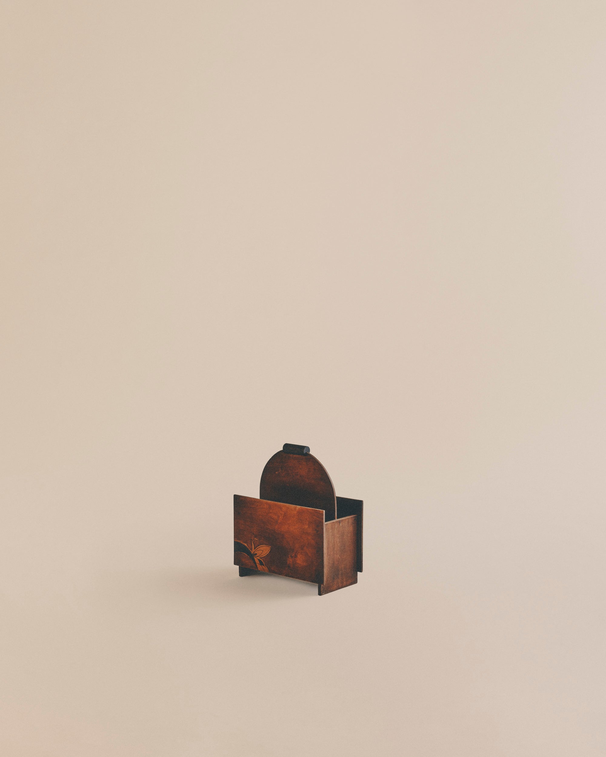 Fehn Magazine Rack