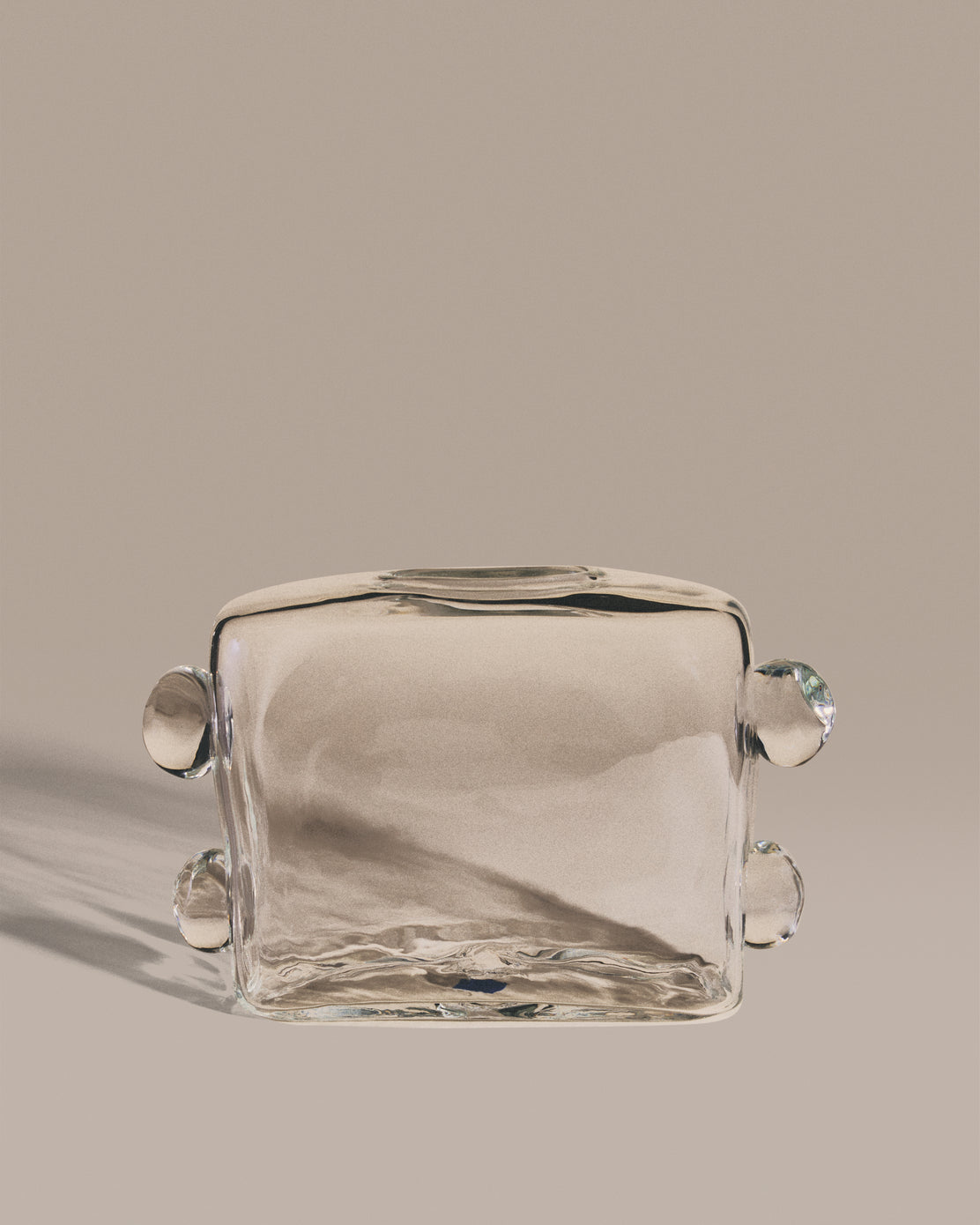 La Pierre Vase