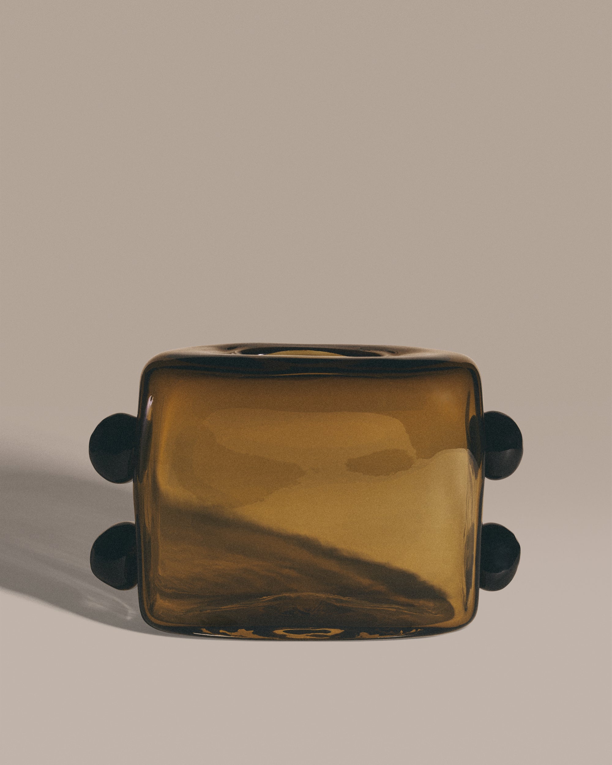 La Pierre Vase