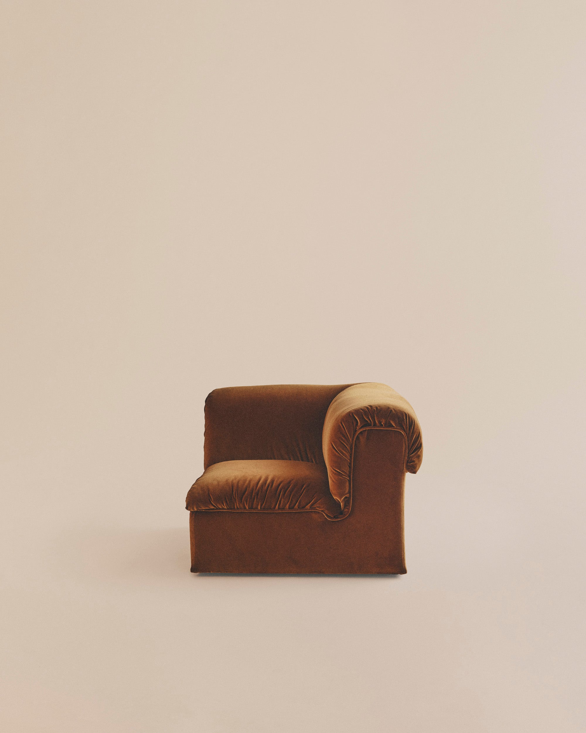 Lara Sectional
