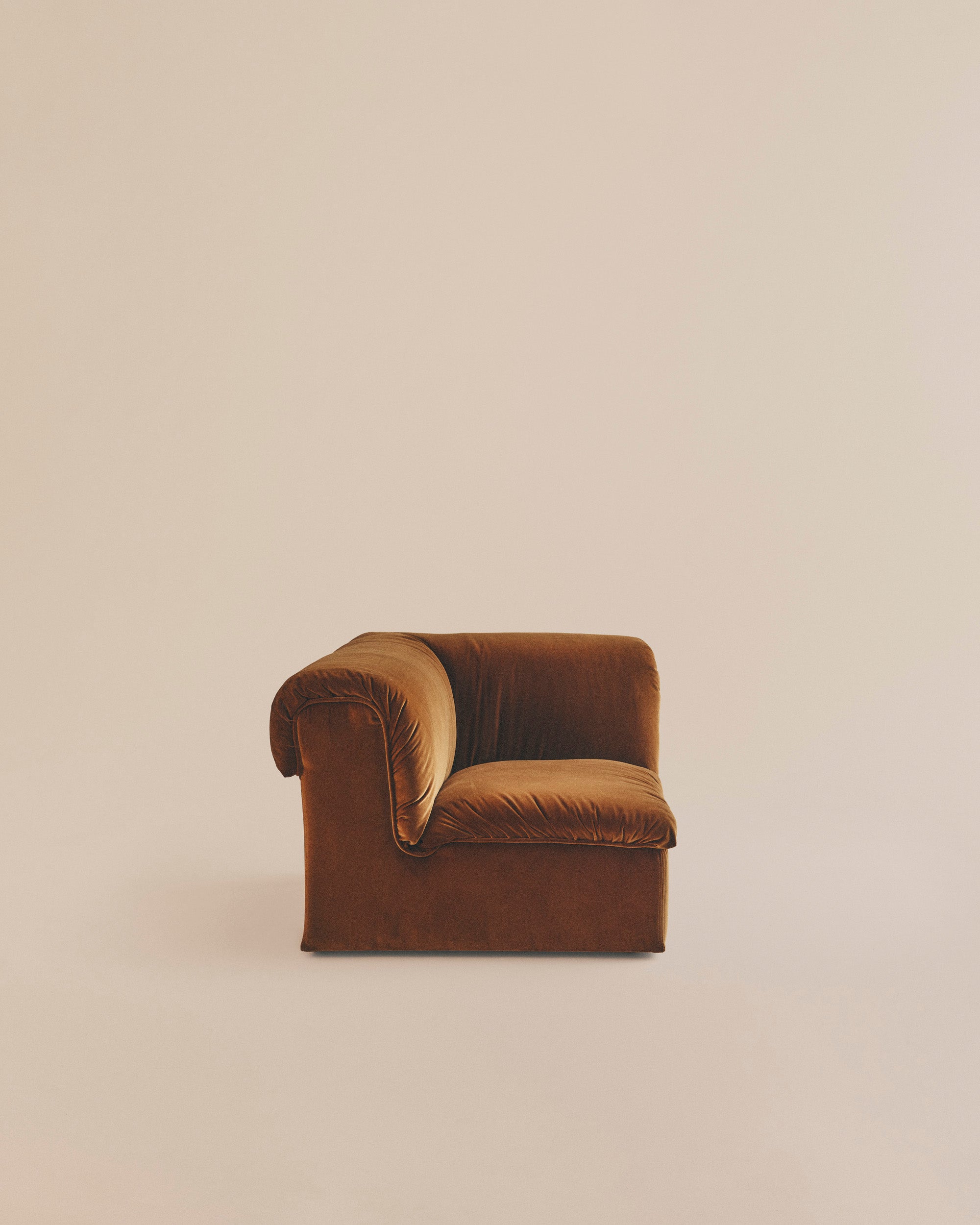 Lara Sectional