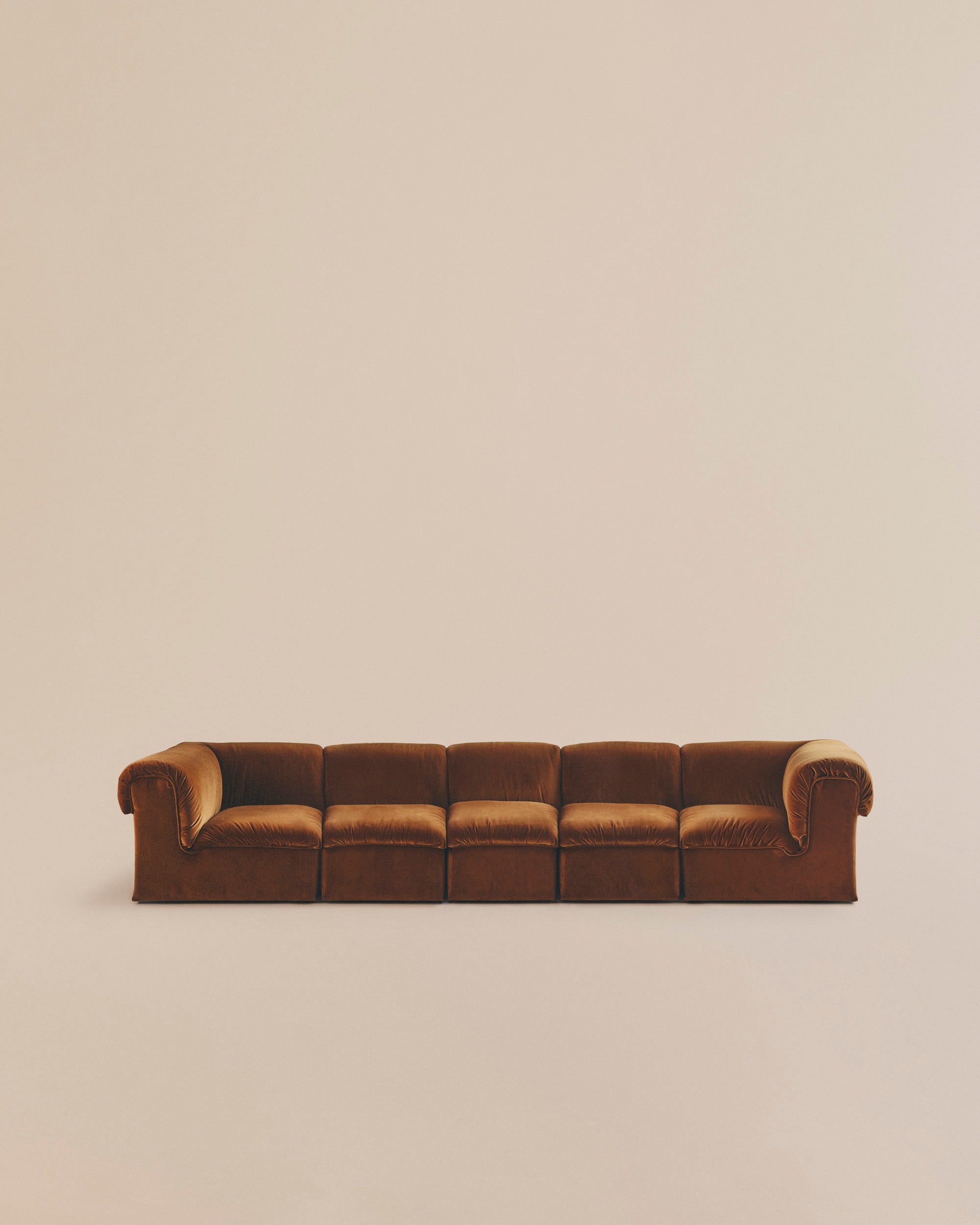 Lara Sectional