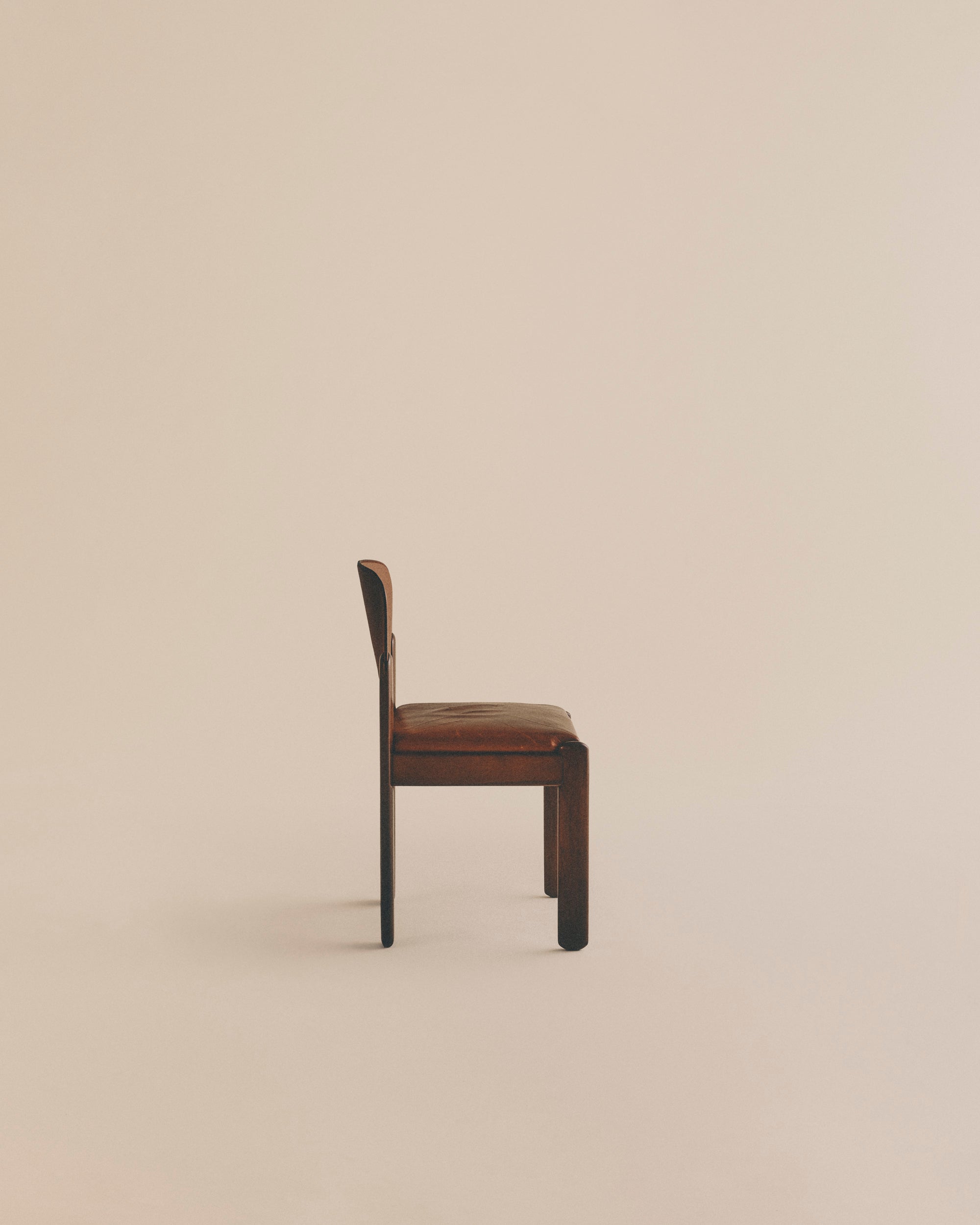 Mod. 330 Chairs