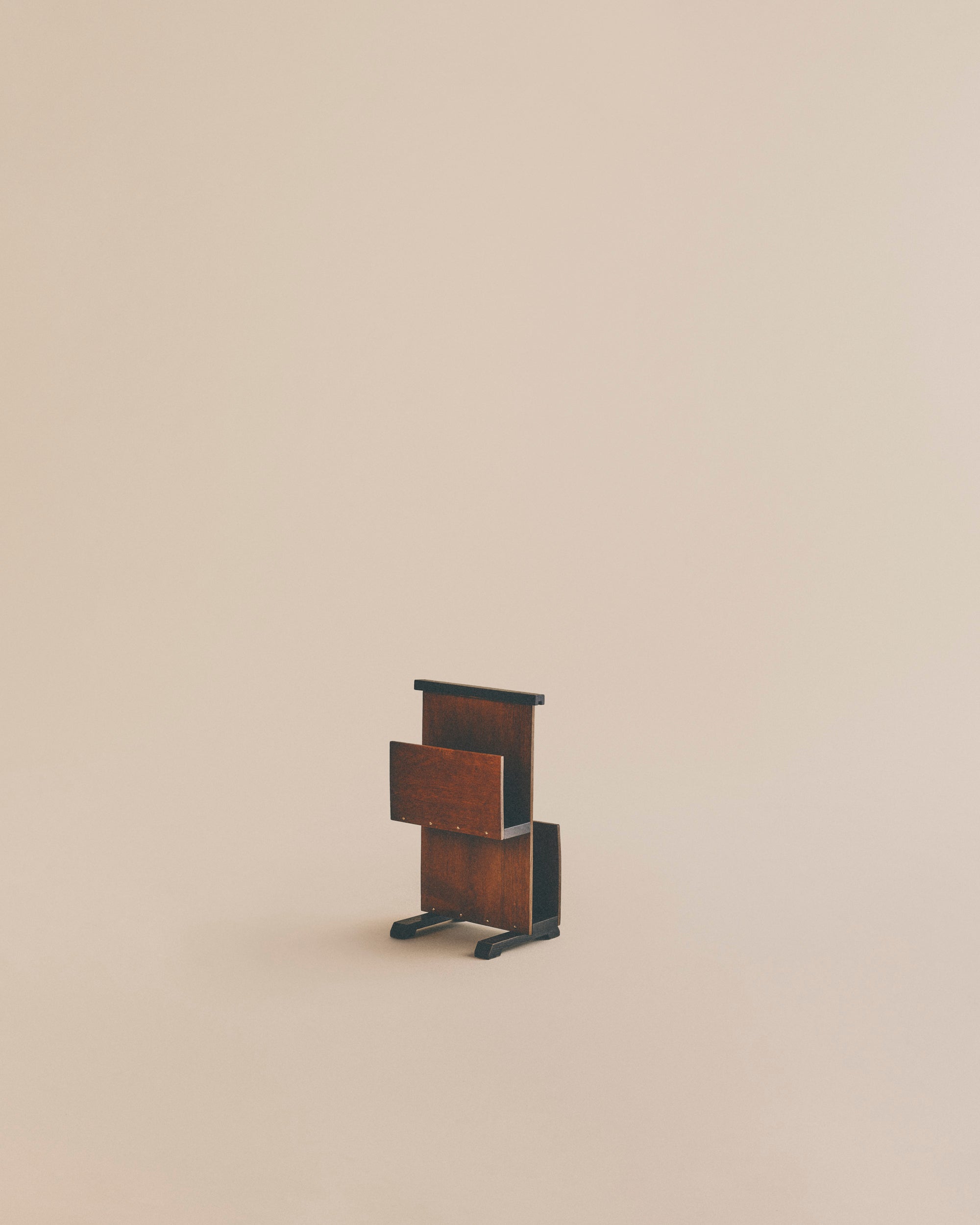 Modernist Magazine Rack