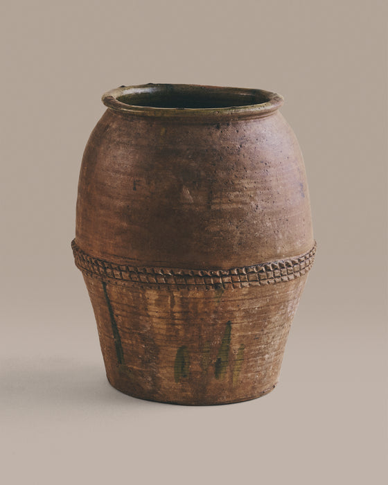 Ribbed Terracotta Pot II
