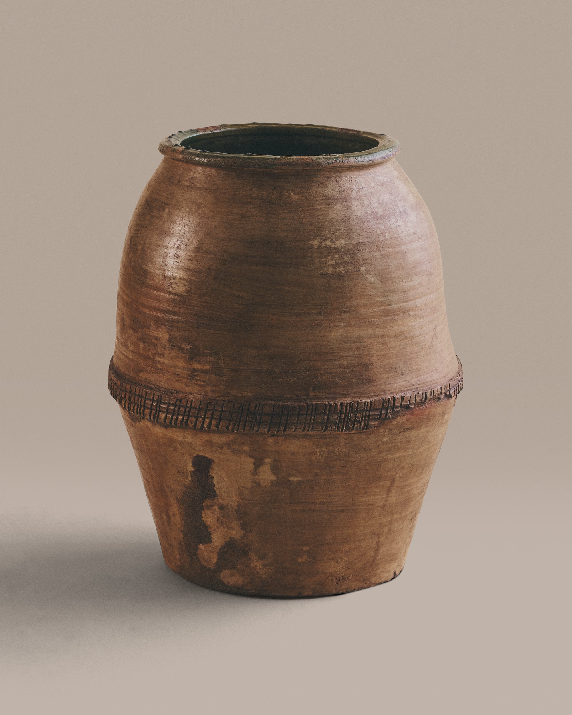 Ribbed Terracotta Pot I