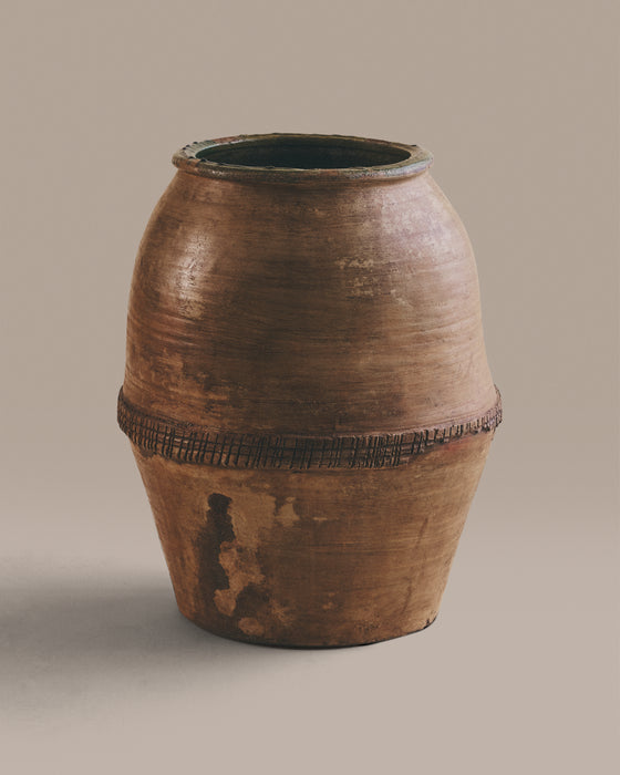 Ribbed Terracotta Pot I