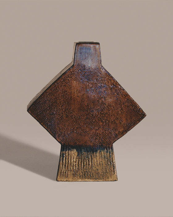 Tricolor Wingspan Vase